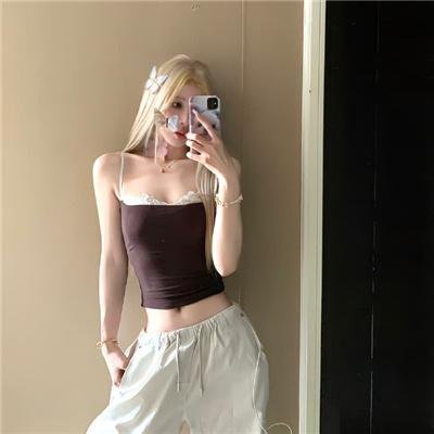 接近无限的白